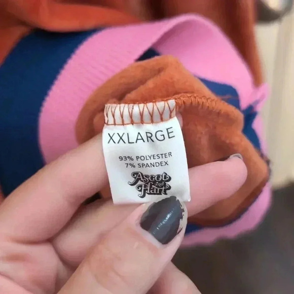 Ascot and Hart Fleece Women's Crewneck - Picture 5 of 8